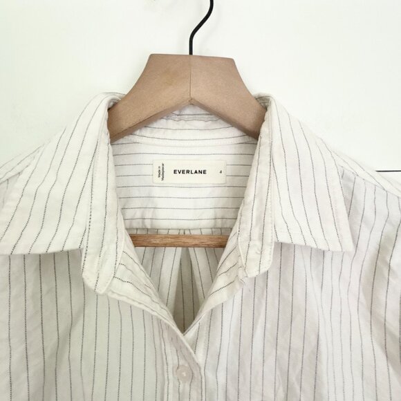 Everlane 100% organic cotton white with blue pinstripe button down shirt size 4 - Picture 2 of 5